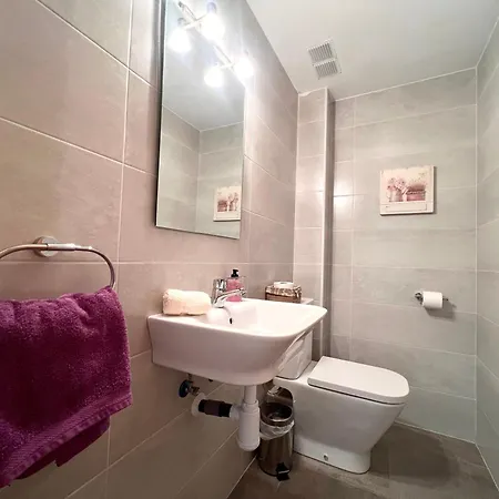 Apartman Escapat - L'amfitriona Sort